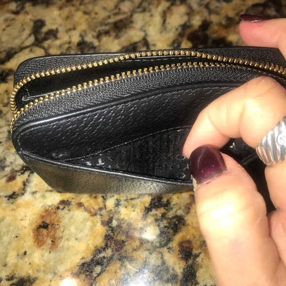 Kate Spade Black Wallet Key Chain - Picture 4 of 8